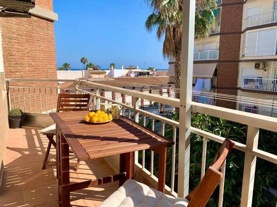 En la 2a línea en Torre del Mar Apartamento Exterior foto