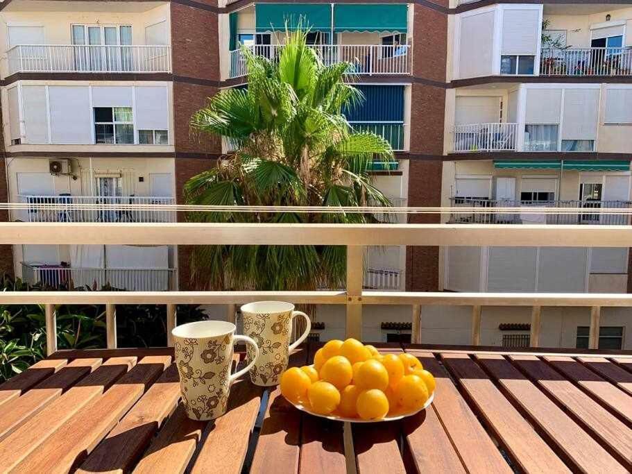 En la 2a línea en Torre del Mar Apartamento Exterior foto